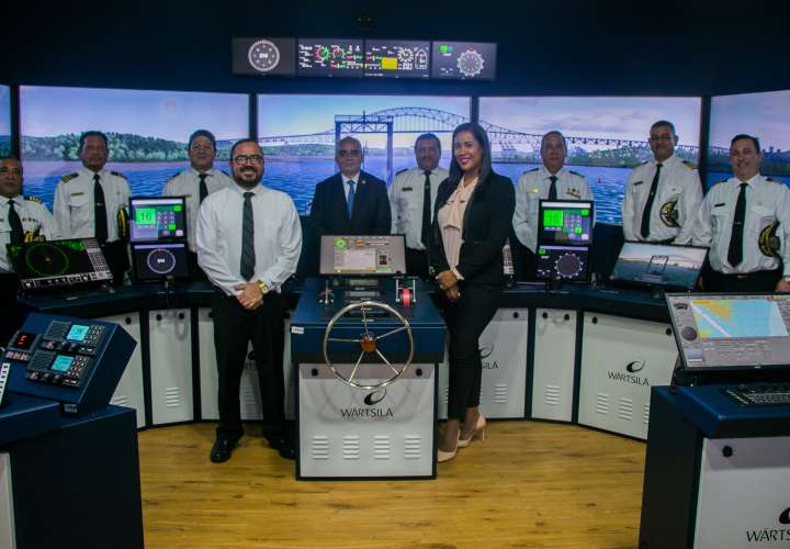 Umip presenta su nuevo simulador de navegación marítima