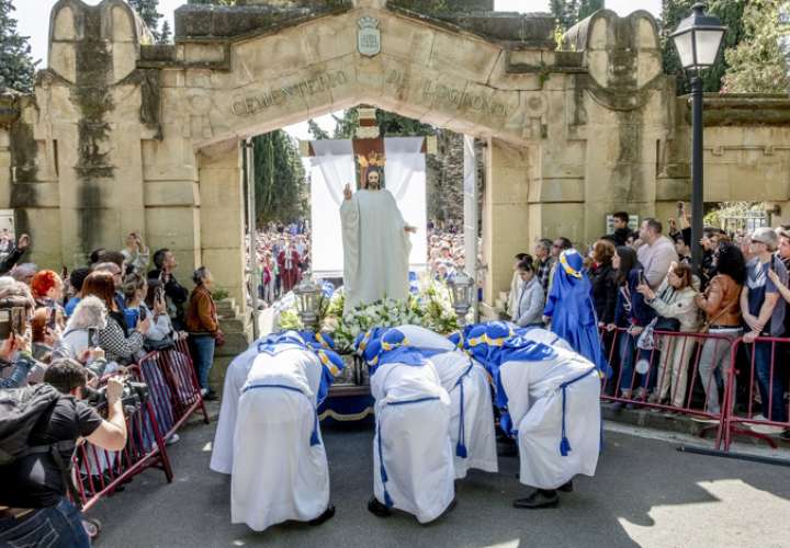 Procesión del Santo Cristo Resucitado de Logroño (España). EFE