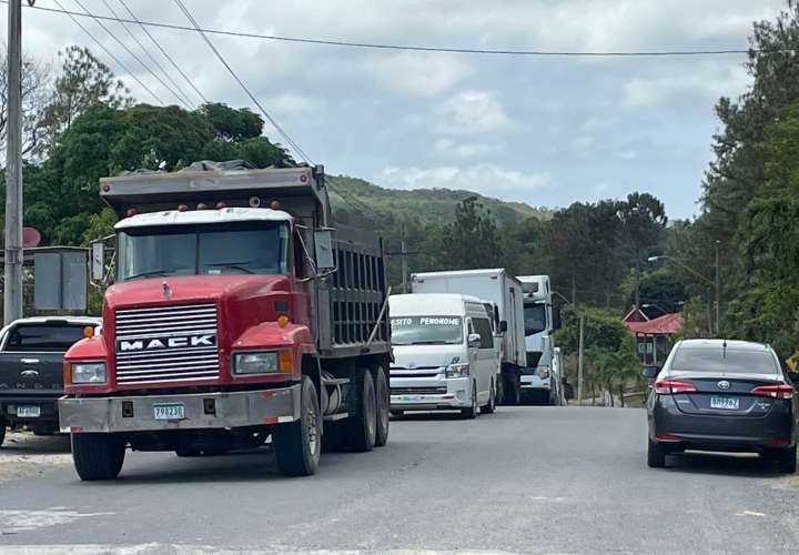 Protestan en La Pintada; exigen respuesta al tema de Minera Panamá