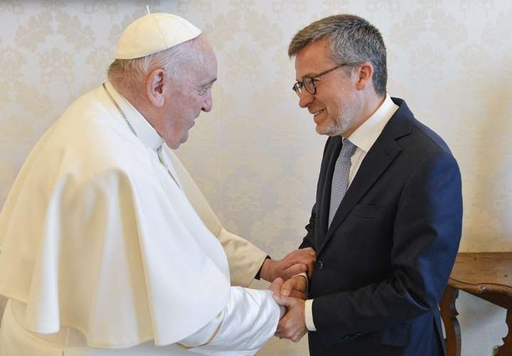 Papa agradece a Lisboa y se disculpa por el "lío" que causará la JMJ