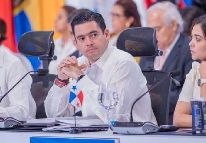El diputado Juan Diego Vásquez aseguró que se está jugando con el dinero del pueblo
