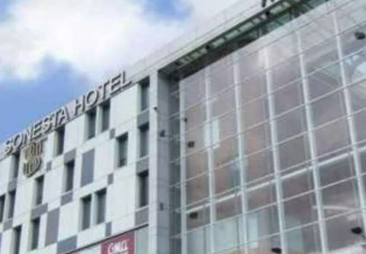 Hallan a panameña muerta en cuarto de un hotel en Bogotá 