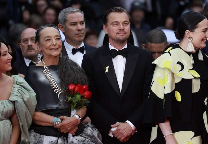 Leonardo DiCaprio provoca el delirio en la alfombra roja de Cannes