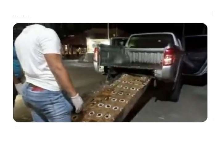 Descubren 50 paquetes de droga en vehículo con doble fondo en Bayano