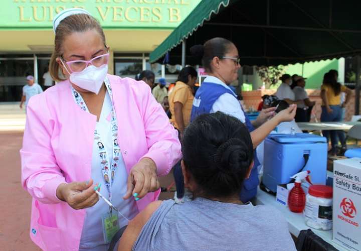 Se han logrado aplicar 80 mil vacunas contra la influenza en los centros de salud y zonas comerciales de la provincia de Panamá Oeste.