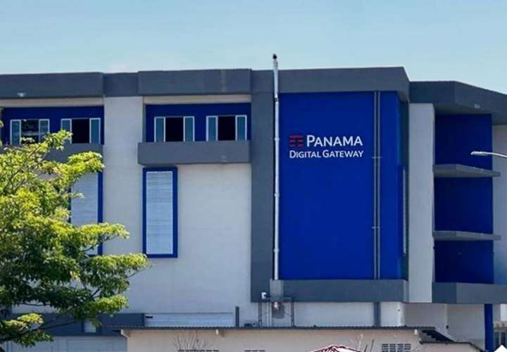 Panamá inaugura su primera zona franca de datos tecnológicos
