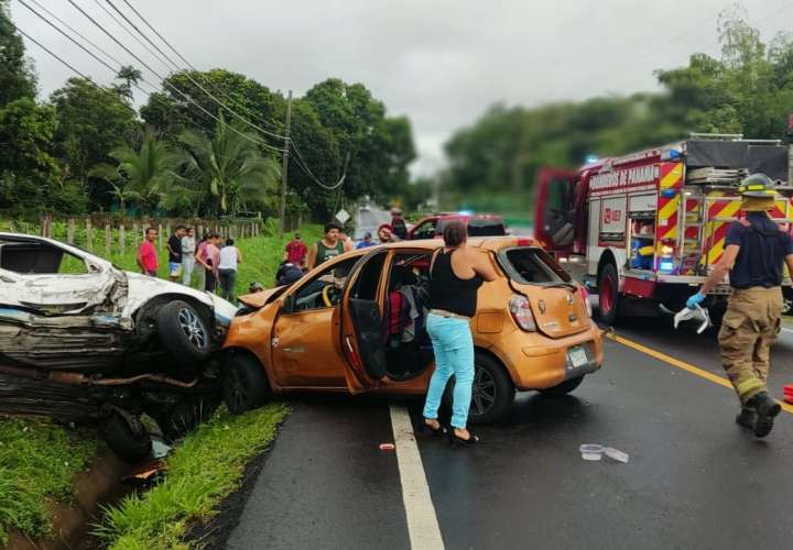 Escena del accidente de tránsito.  (Foto: Bomberos)