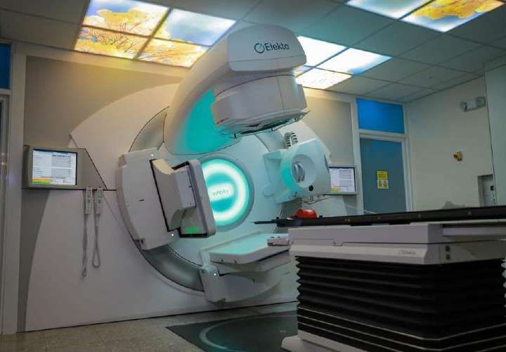 Moderno equipo de Radioterapia en el Oncológico 