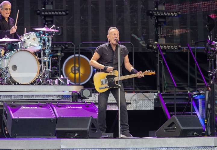 Bruce Springsteen pospone sus conciertos por una úlcera gástrica
