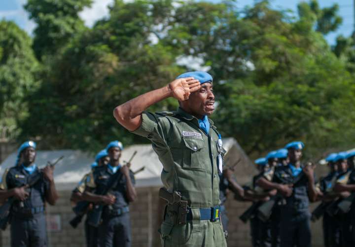 ONU aprueba desplegar por un año la fuerza multinacional en Haití