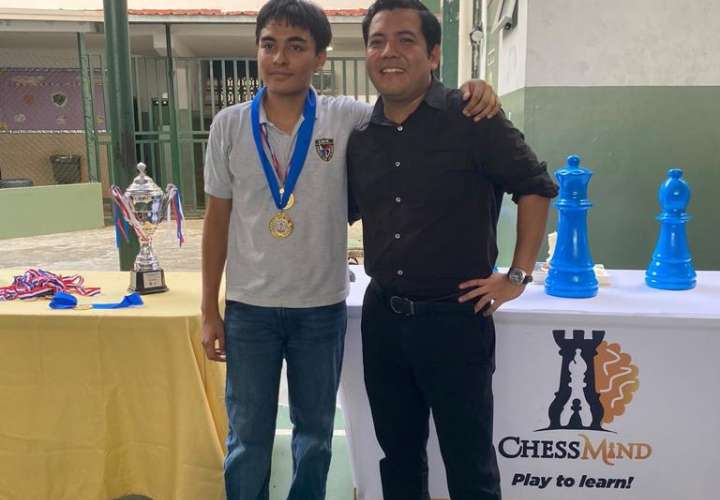 Torneo de ajedrez en el IPA organizado por Chess Mint