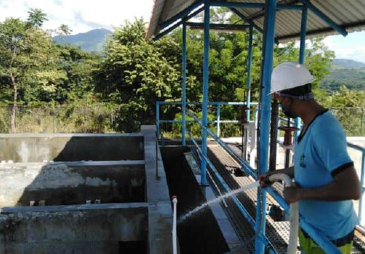 Todas las potabilizadoras en Bocas operan a medio palo