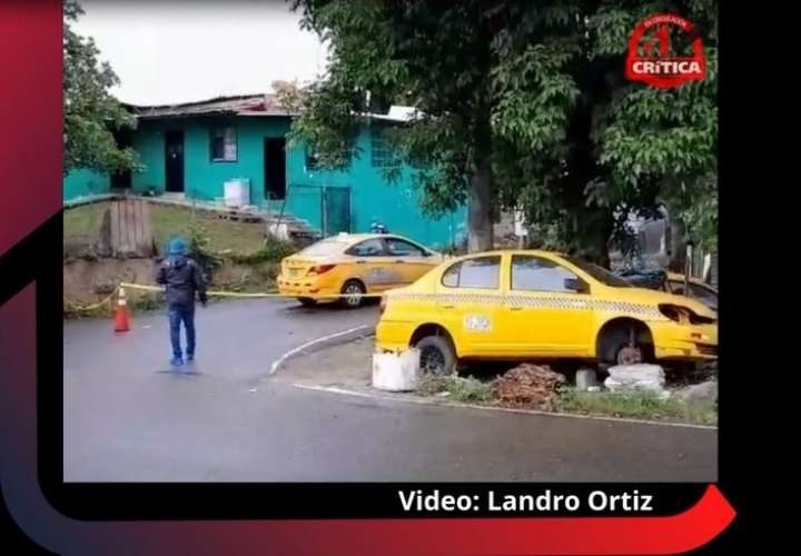 Taxista muere dentro del auto. Video/ Foto: Landro Ortiz 