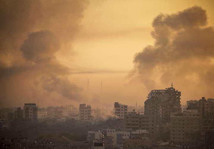 Al menos 500 muertos en un bombardeo israelí en un hospital de Gaza