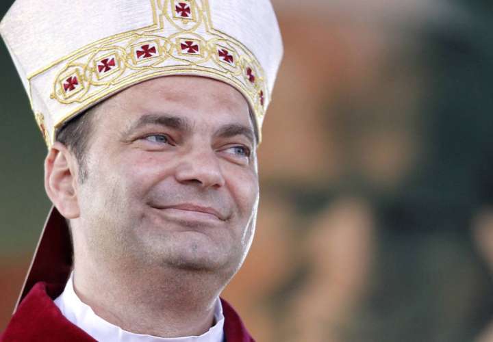 Escándalo en el Vaticano. Renuncia obispo polaco tras una orgía gay