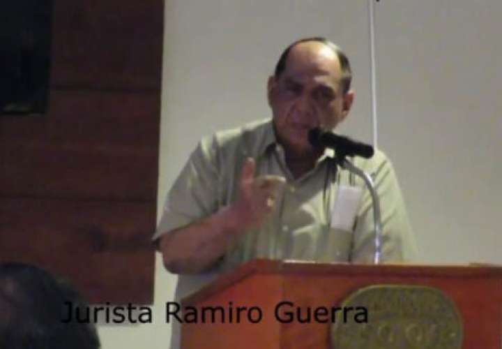 Abogado Ramiro Guerra.