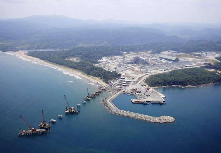 Minera: bloqueo naval genera pérdidas semanales de $20 millones