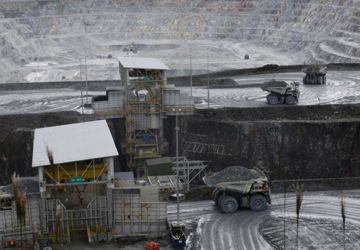 Vista de la mina a cielo abierto Cobre Panamá de Minera Panamá. EFE Archivo