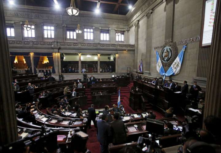 Vista general del hemiciclo del Congreso de Guatemala. EFE / Archivo