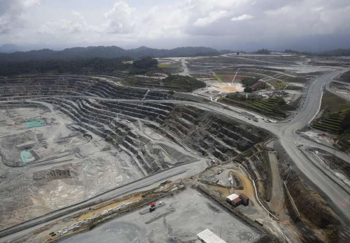Gobierno inicia el cierre de Minera Panamá