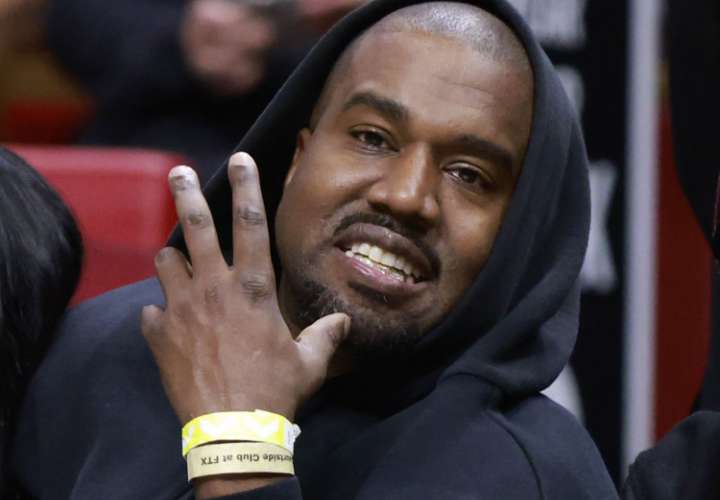 Kanye West pide disculpas a la comunidad judía por hablar paja