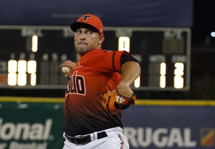 Paolo Espino, Lanzador del Año en Liga de Dominicana