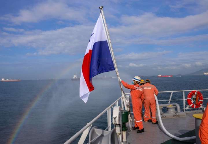 Panamá sigue de líder en registro de buques