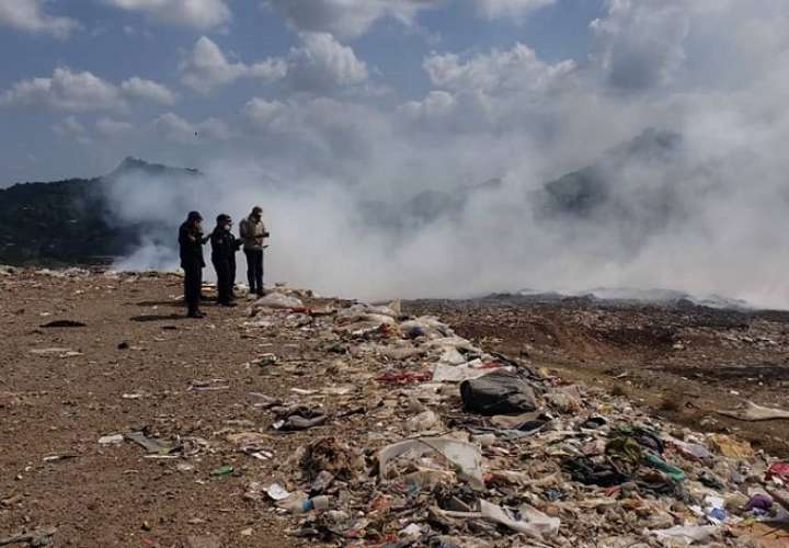  Avances de las operaciones de extinción de incendio en el relleno de Cerro Patacón.