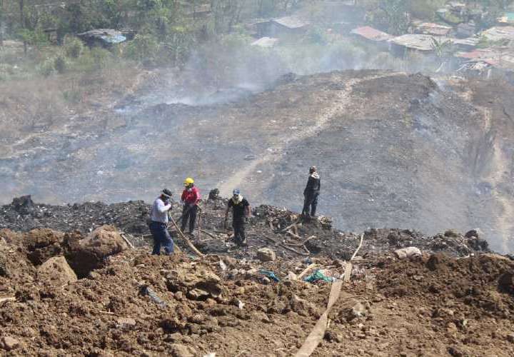 Declaran extinguido incendio en Cerro Patacón
