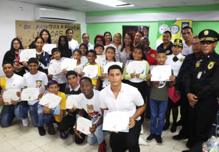 Niños de La Chorrera completan programa educativo y psicológico
