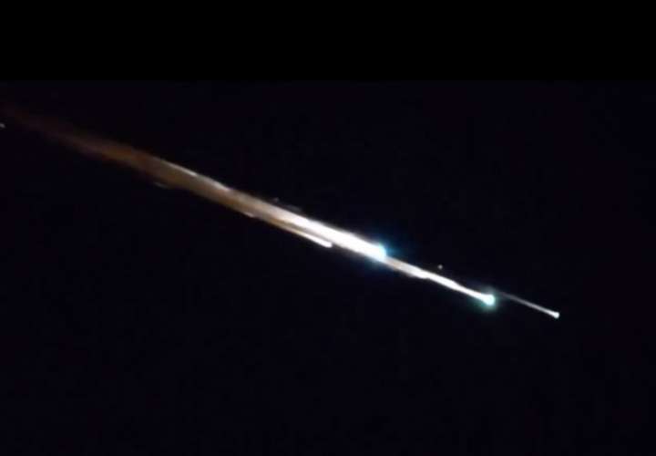 Meteoritos en cielo panameño