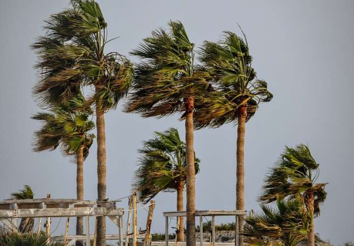 Alerta por fuertes vientos en Panamá 