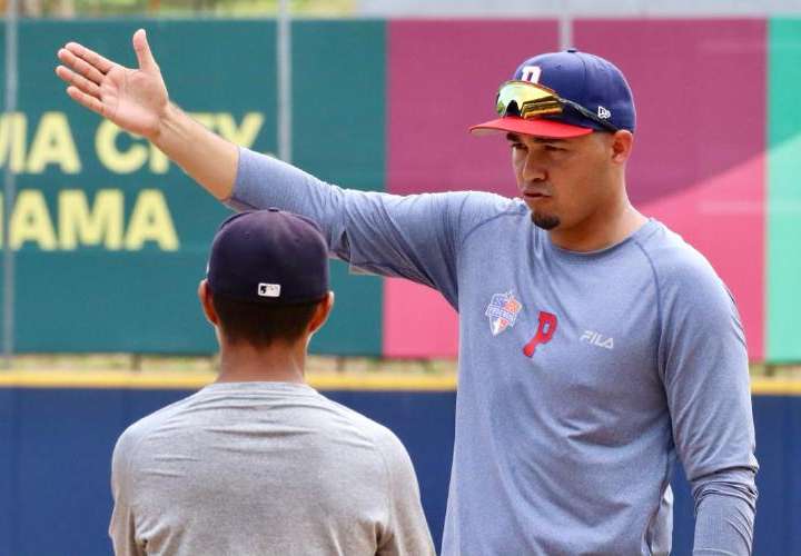 Víctor Preciado asume dirección de Selección U-15 de Béisbol