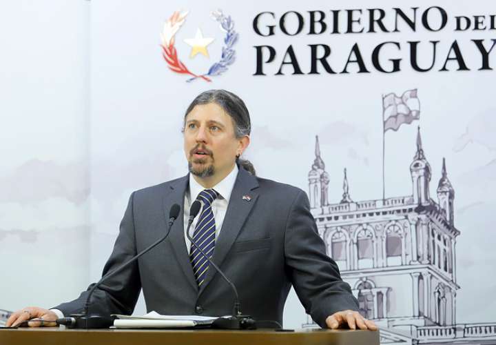 coordinador de Anticorrupción Global del Departamento de Estado de EE.UU., Richard Nephew, durante su visita a Paraguay. EFE / Archivo