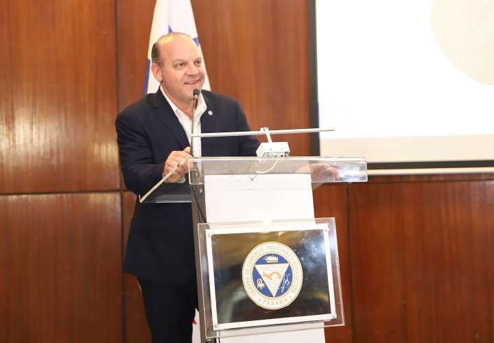 Arias Strunz, nuevo presidente de la CCIAP 