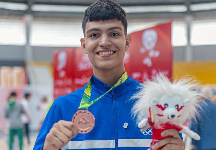 Karate suma dos medallas para Panamá en Bolivarianos de la Juventud