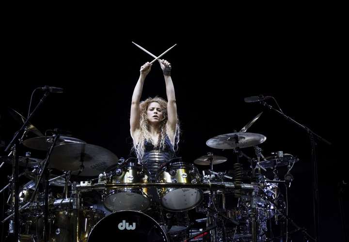 Shakira anuncia inicio de la gira "Las mujeres no lloran" por EEUU