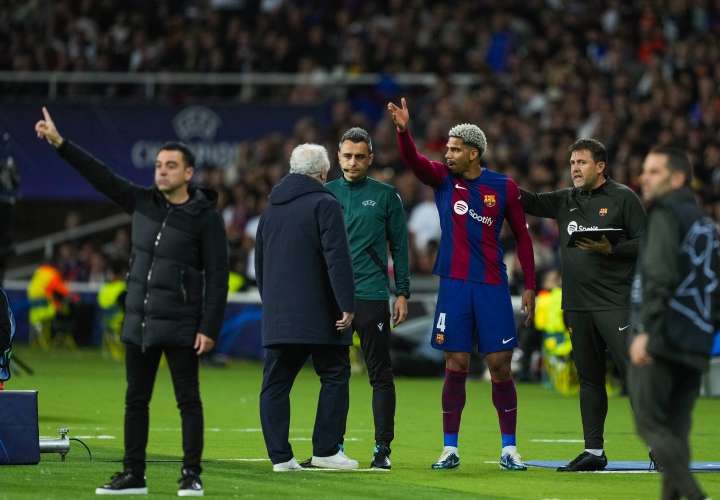 Xavi: expulsión de Araujo jodió al Barça
