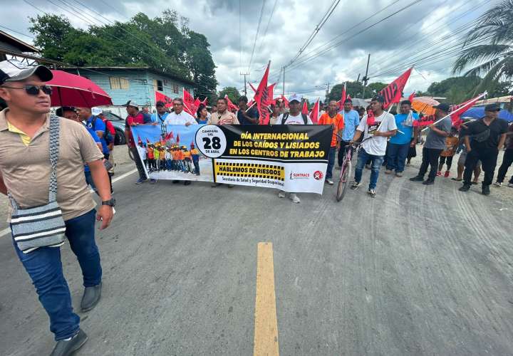 Trabajadores marchan en conmemoración del 1 de Mayo