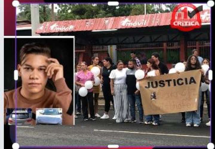 En silencio, universitarios piden justicia para compañero asesinado