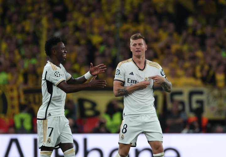 Vinicius Jr. y Tony Kroos. / Foto: EFE