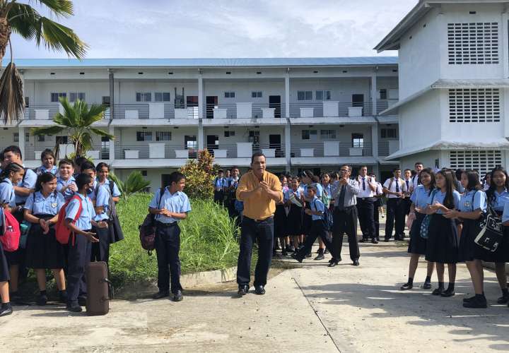 La estrella de la educación nunca brilló en Los Pozos