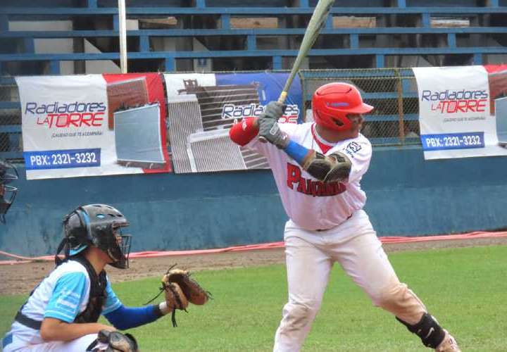 Panamá, representada por las Pequeñas Ligas del Club Activo 20-30 de  Chitré, provincia de Herrera, juega hoy ante Chile. Foto: tripleplaypty