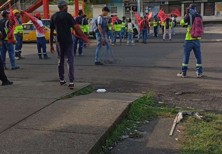 Huelga de Suntracs : Cierres, volanteo y piqueteo en Mitradel