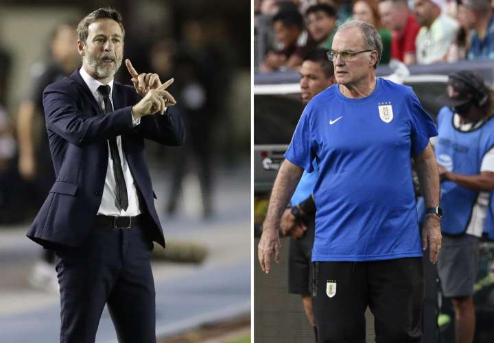 los entrenadores Thomas Christiansen (i) de Panamá y Marcelo Bielsa de Uruguay. /Foto: EFE