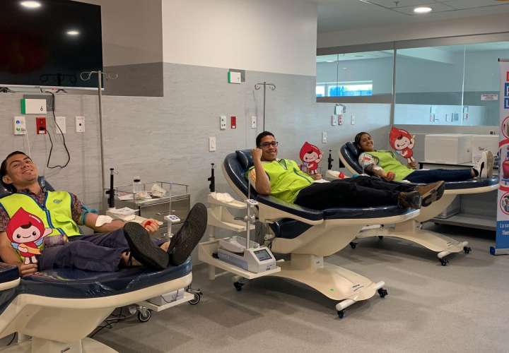 Realizan campaña de donación de sangre en la Ciudad de la Salud