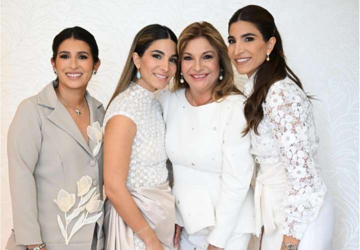 Esposa de José Raúl Mulino y sus hijas. Foto: Instagram