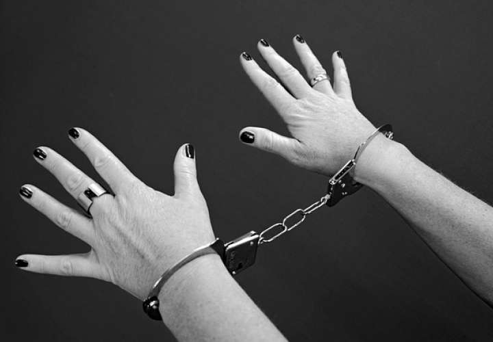 Las fiscales Gabriela López y Patricia Natera presentaron los elementos de convicción. Imagen ilustrativa / Pixabay