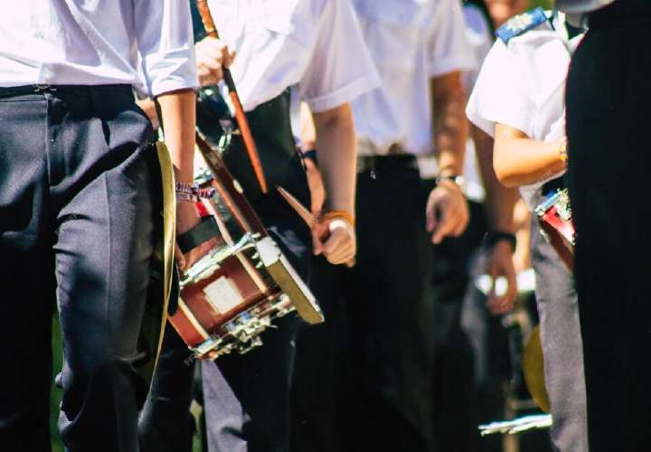 13 años a director de banda por andar de arrecho 