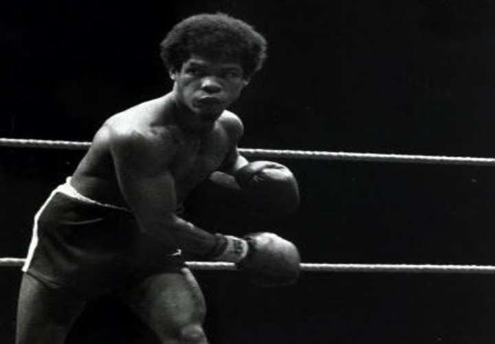 Alfonso López fue el octavo campeón mundial de boxeo de Panamá.